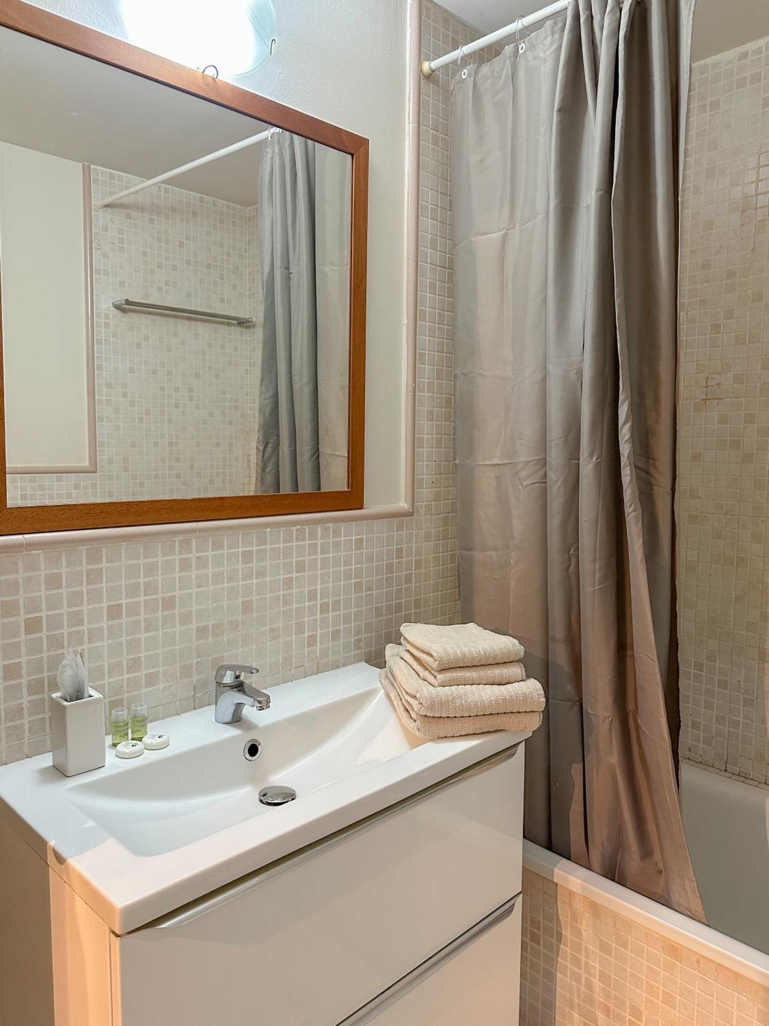 Clauhomes Reus Centro Extérieur photo